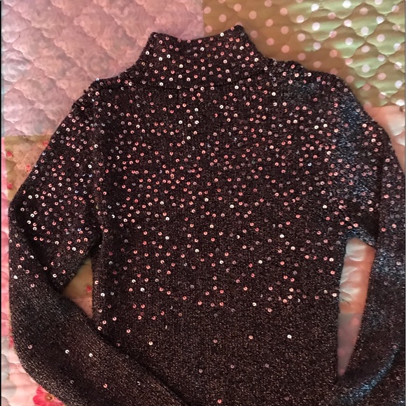 Sweater - Picture 2 of 2